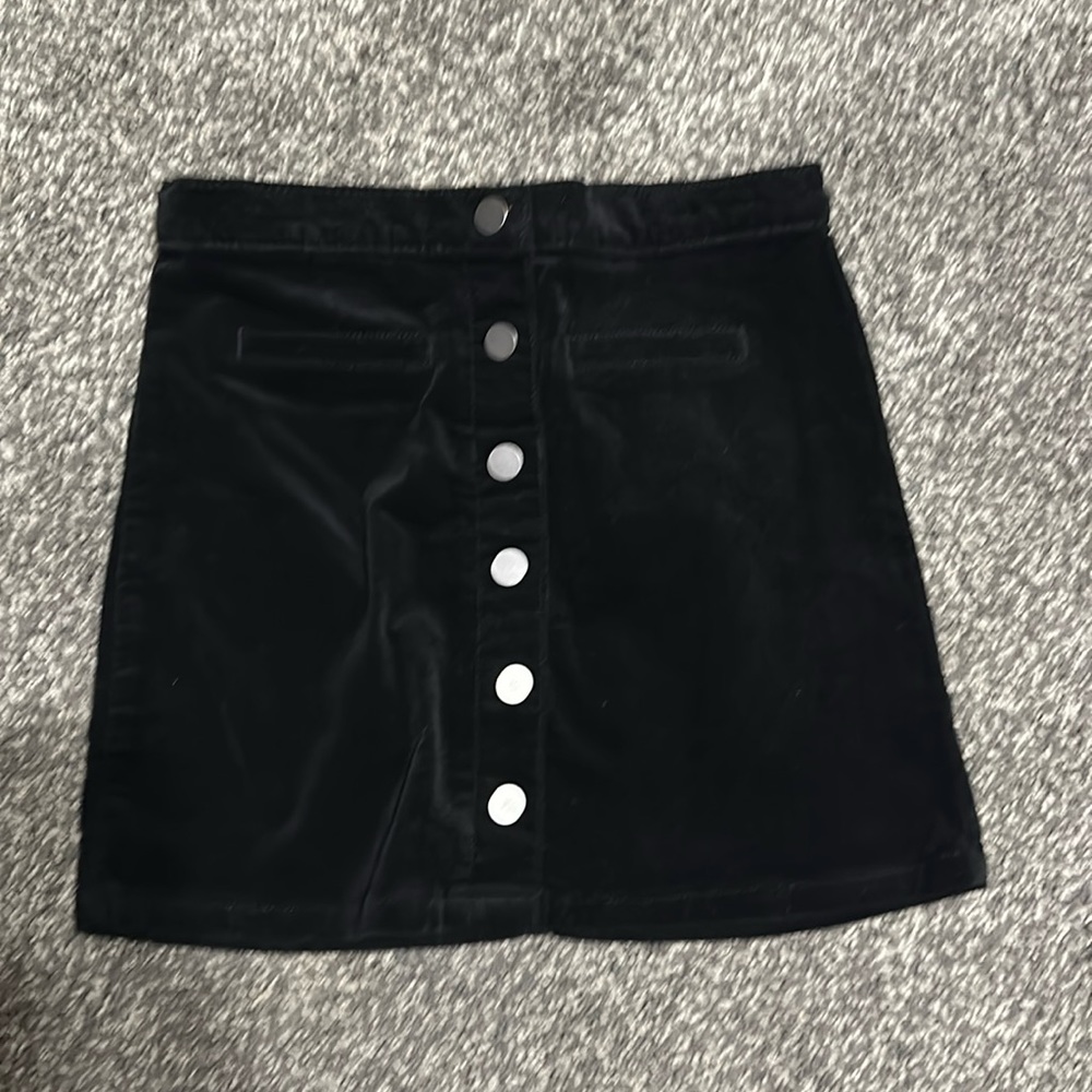 Girls Children’s Place size 8 skirt.   Black with a velvety feel.